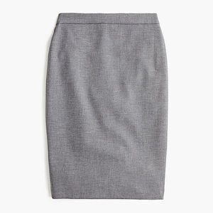 NWOT No. 2 Pencil skirt in four-season stretch
